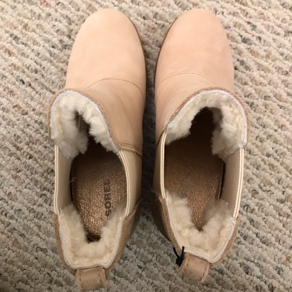 🆕 SOREL x Anthropologie cream beige wedge boots